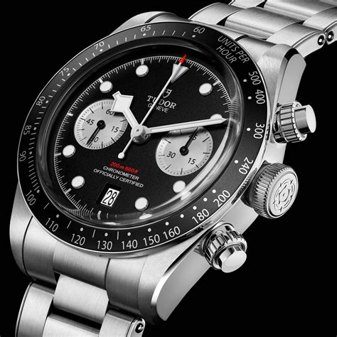 tudor black bay chrono movement.